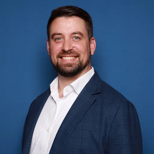 Dario Perez Headshot