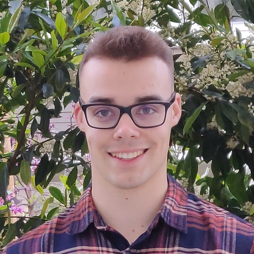 Ethan Rose headshot