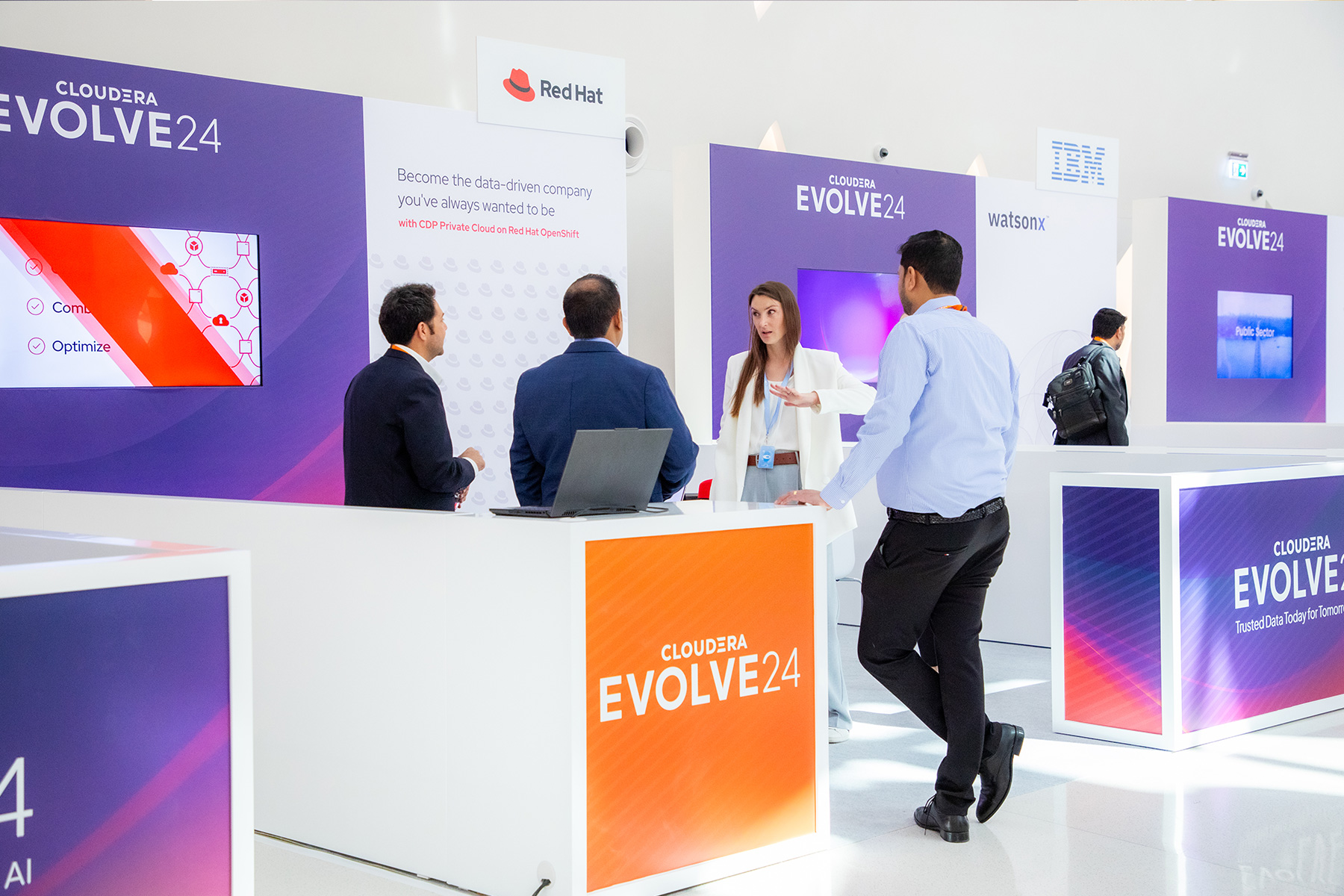 A pavilion booth with on of our partners RedHat