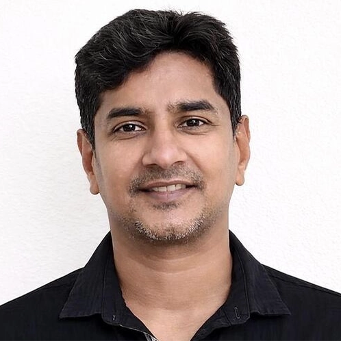 Arun Ramakrishnan Headshot